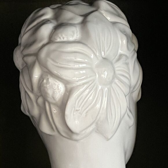 DAISY Head Face Ceramic Bust Figural Statue Figurine White Floral Etched Elegant - Picture 5 of 17